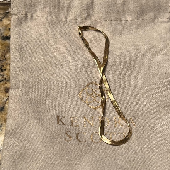 Kendra Scott Herringbone Chain Bracelet in 18k Yellow Gold Vermeil - Picture 7 of 12